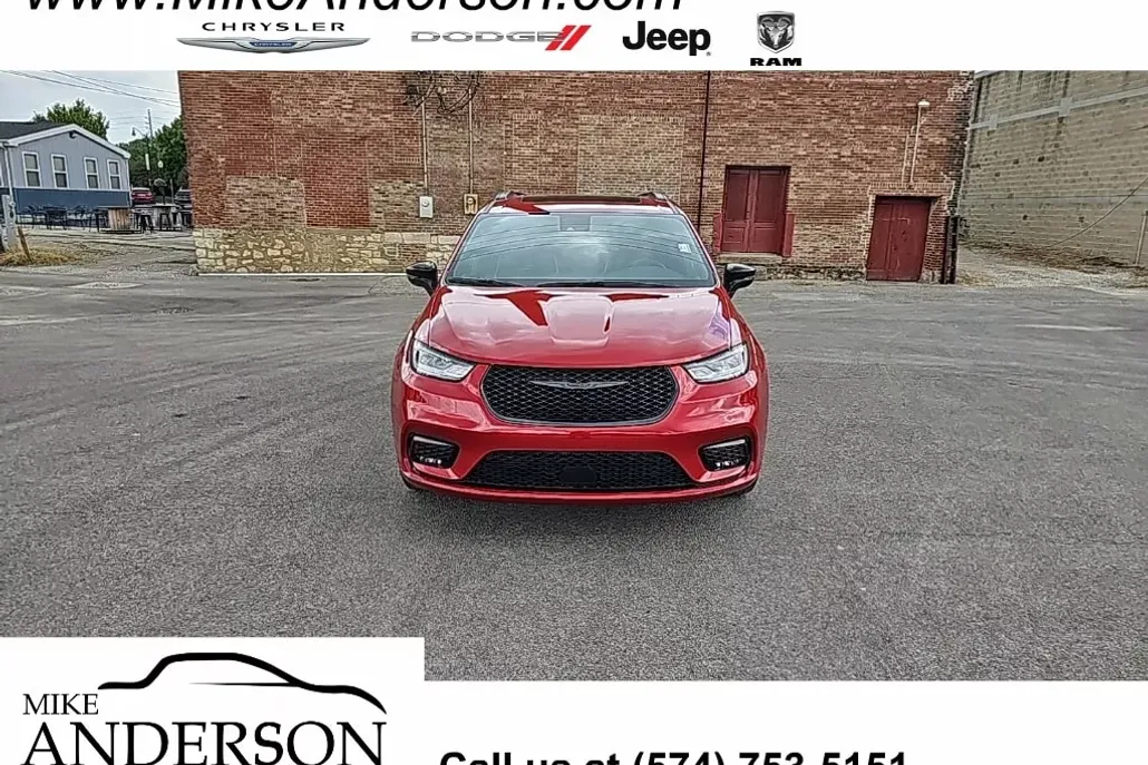 2026 Chrysler Pacifica Limited photo 1