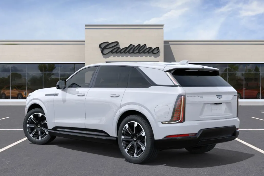 2025 Cadillac Escalade IQ Sport photo 1