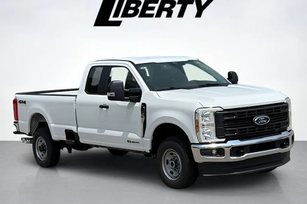 2025 Ford F-350 photo 1