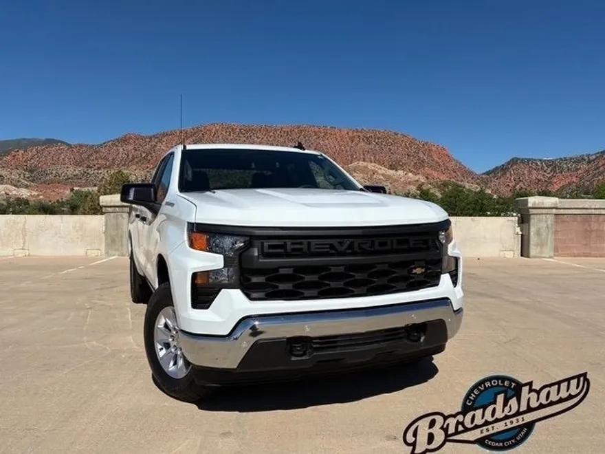 2025 Chevrolet Silverado 1500 photo 1