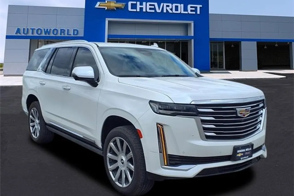 2021 Cadillac Escalade Premium Luxury Platinum photo 1