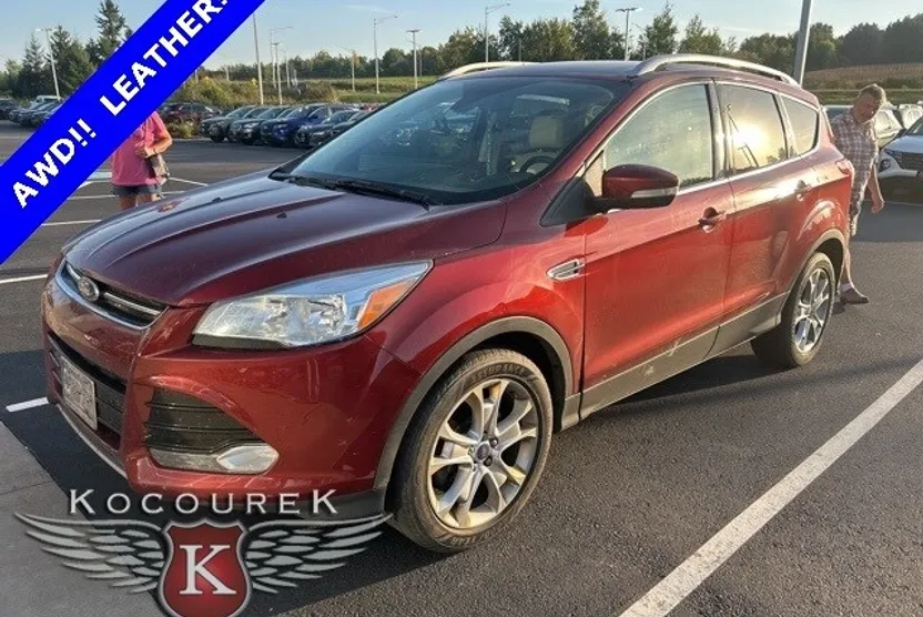 2015 Ford Escape Titanium photo 1