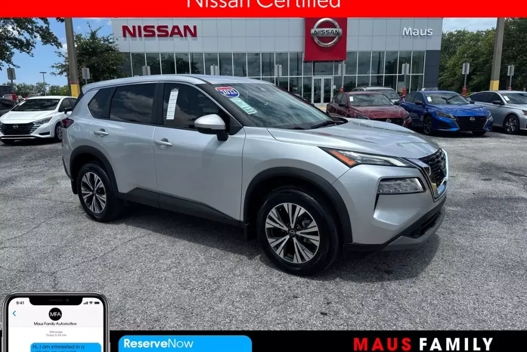 2022 Nissan Rogue SV photo 1