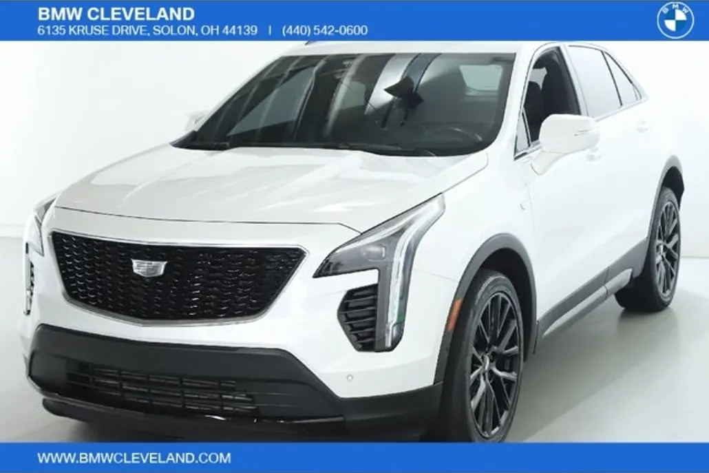 2022 Cadillac XT4 Sport photo 1