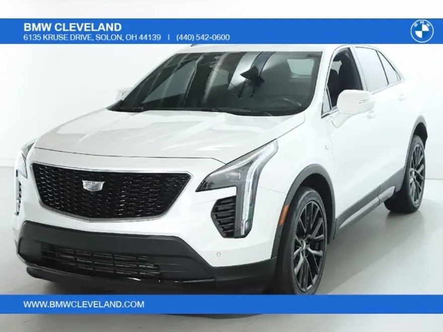 2022 Cadillac XT4 Sport photo 1