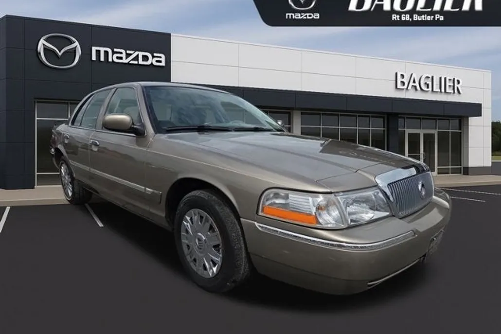 2005 Mercury Grand Marquis GS photo 1