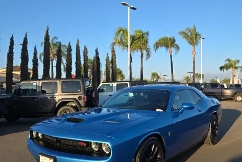 2023 Dodge Challenger R/T Scat Pack photo 1