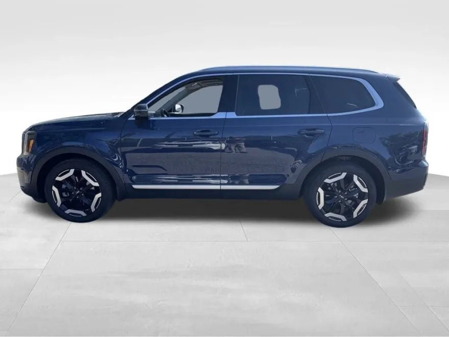 2024 Kia Telluride EX photo 1