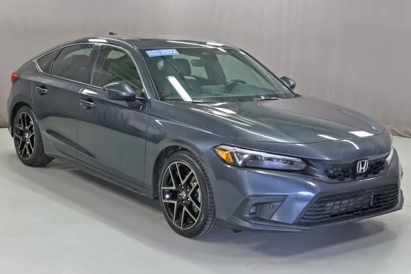 2022 Honda Civic Hatchback Sport Touring photo 1