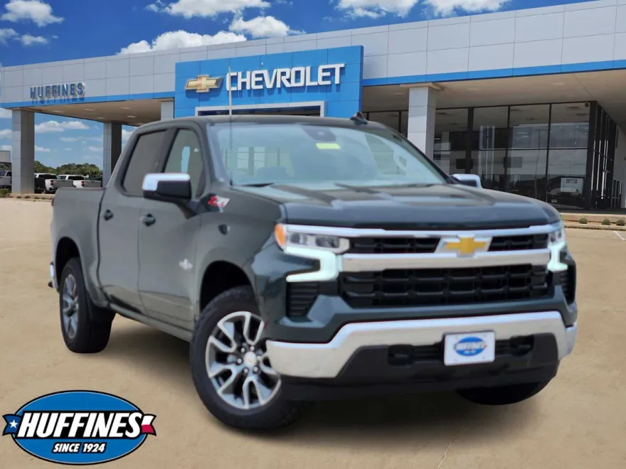 2025 Chevrolet Silverado 1500 LT photo 1