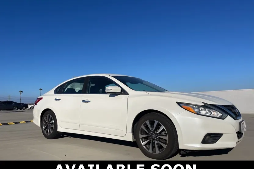 2017 Nissan Altima 2.5 SL photo 1