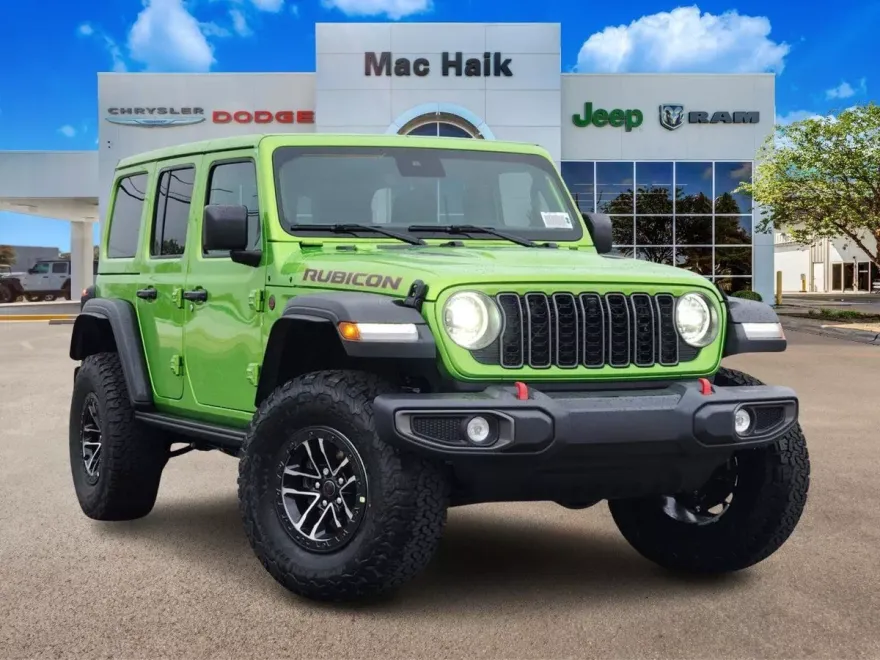 2025 Jeep Wrangler Rubicon photo 1