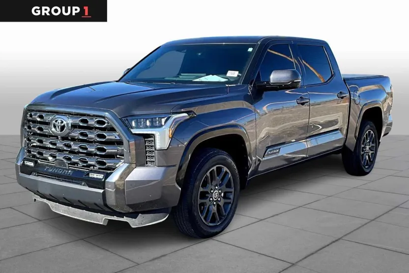 2023 Toyota Tundra Platinum CrewMax photo 1