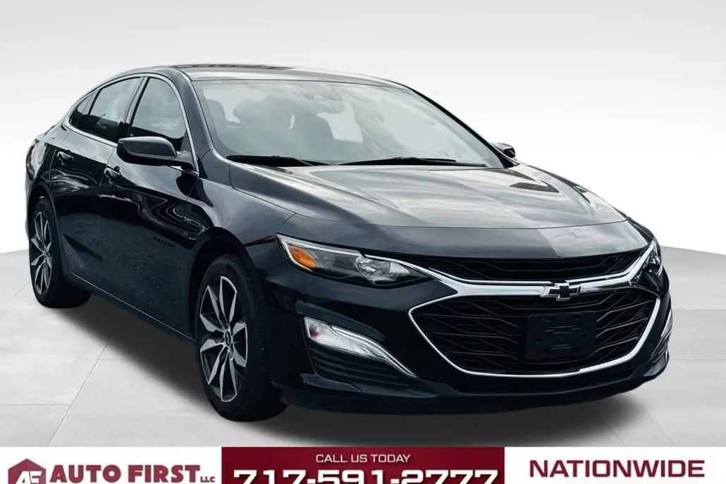 2023 Chevrolet Malibu RS photo 1