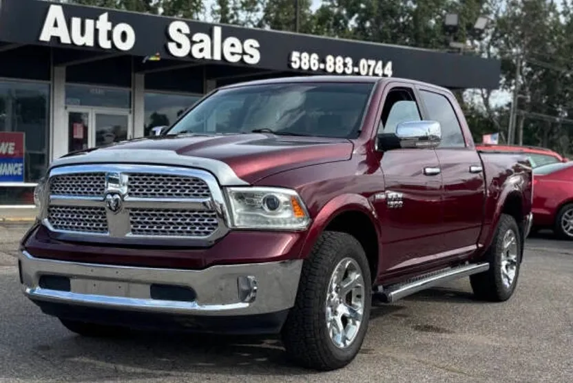 2016 Ram 1500 Laramie photo 1