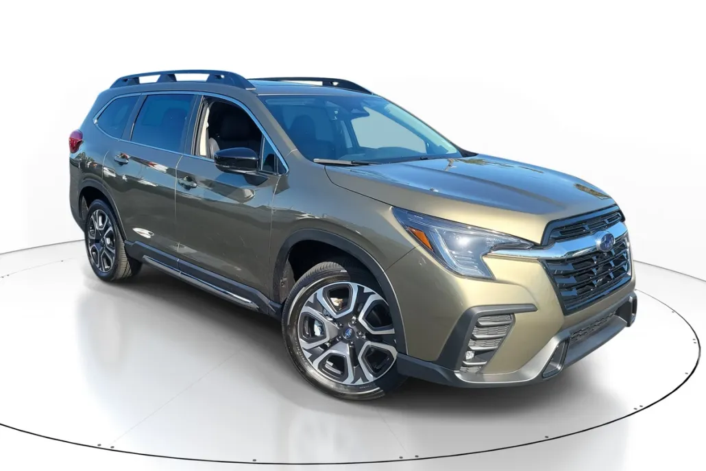 2025 Subaru Ascent Limited photo 1