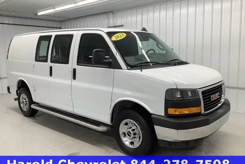 2023 Gmc Savana Cargo 2500 photo 1
