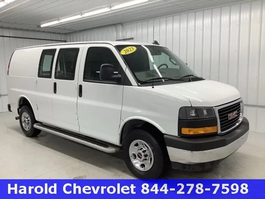 2023 Gmc Savana Cargo 2500 photo 1