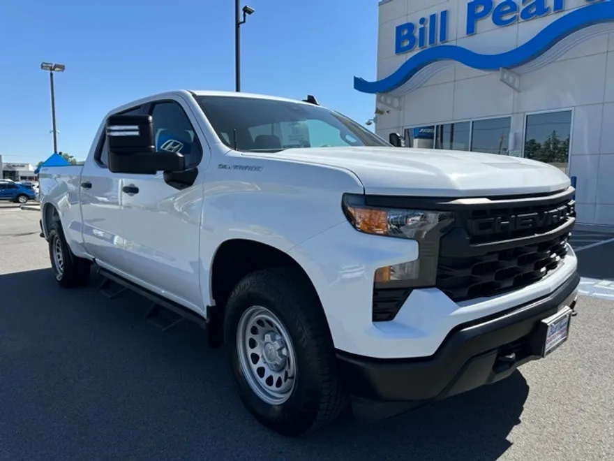 2024 Chevrolet Silverado 1500 photo 1