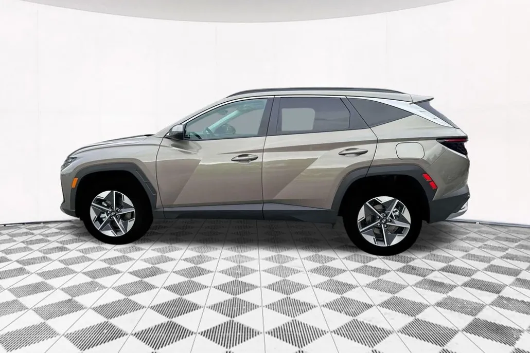 2025 Hyundai Tucson Hybrid SEL Convenience photo 1