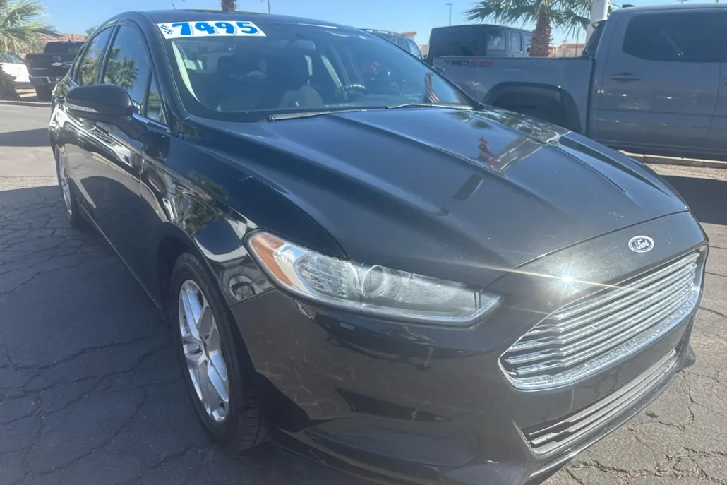 2014 Ford Fusion SE photo 1
