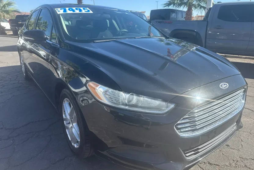 2014 Ford Fusion SE photo 1