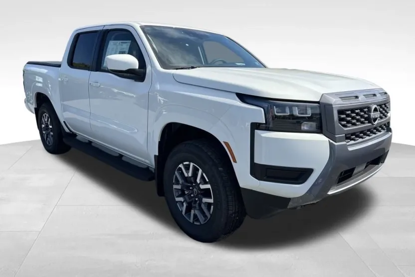 2026 Nissan Frontier SV photo 1