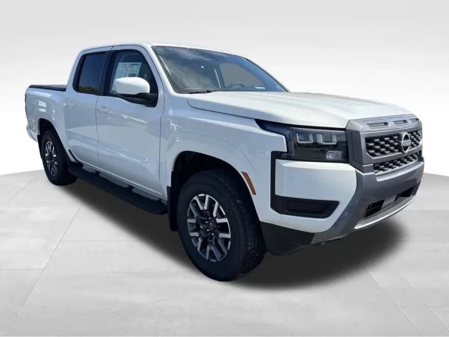 2026 Nissan Frontier SV photo 1
