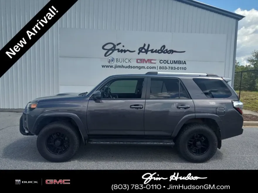 2015 Toyota 4Runner Limited photo 1