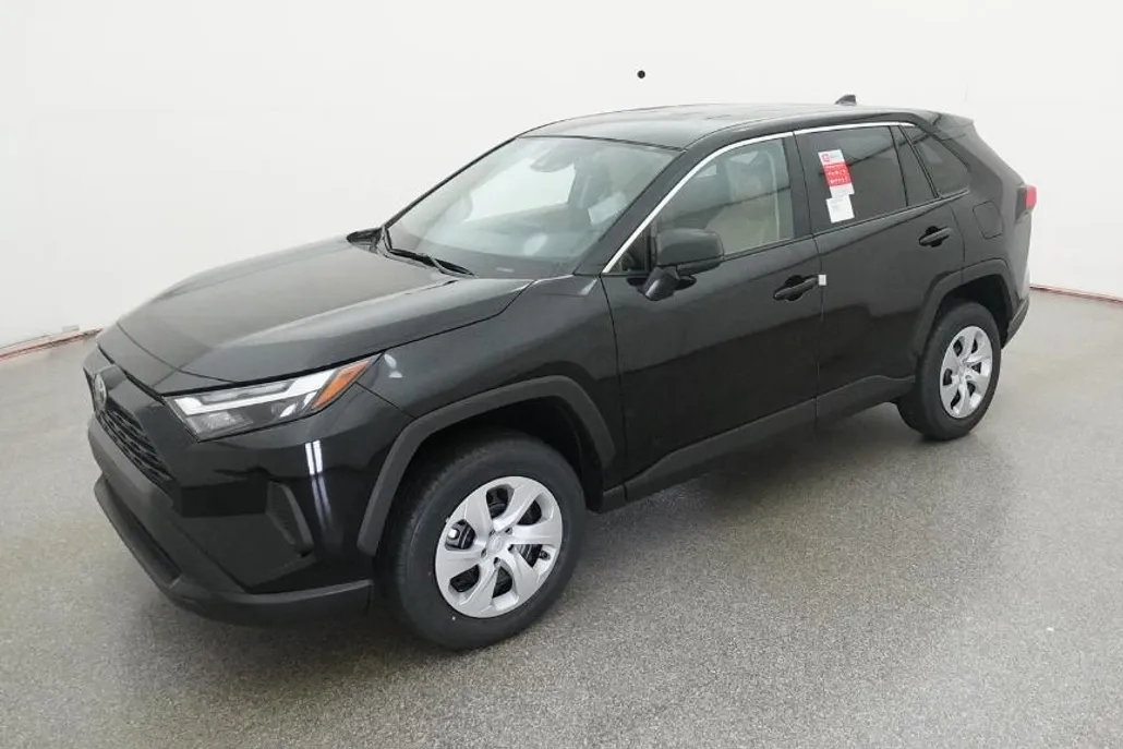 2025 Toyota RAV4 LE photo 1