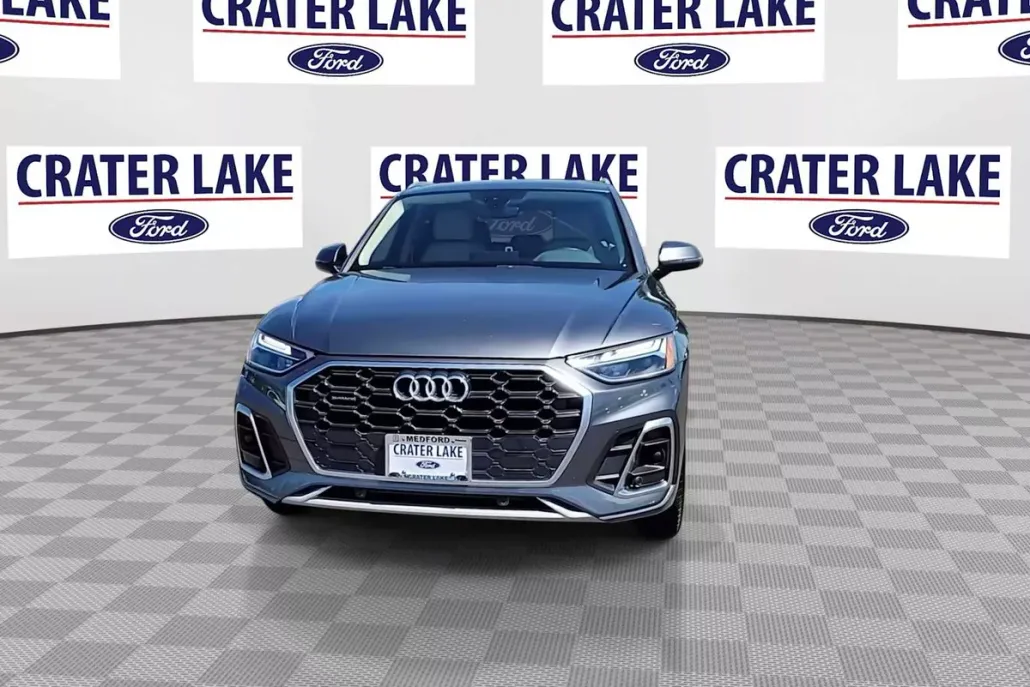 2022 Audi Q5 45 S line Premium photo 1