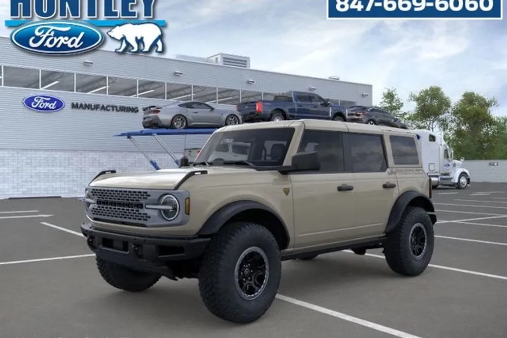 2025 Ford Bronco Badlands photo 1
