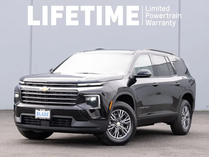 2025 Chevrolet Traverse photo 1