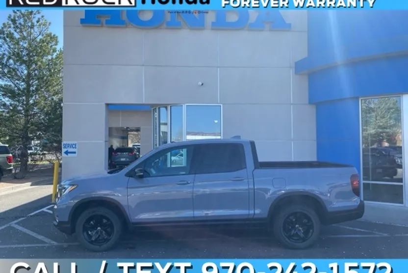 2023 Honda Ridgeline Black Edition photo 1