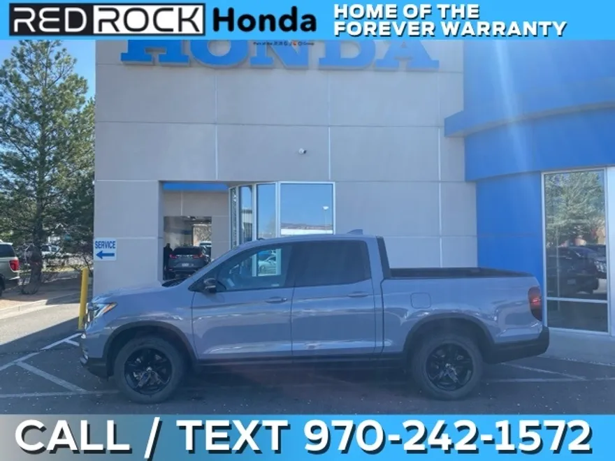 2023 Honda Ridgeline Black Edition photo 1