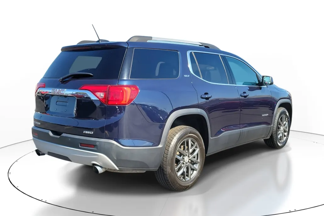 2017 Gmc Acadia SLT photo 1