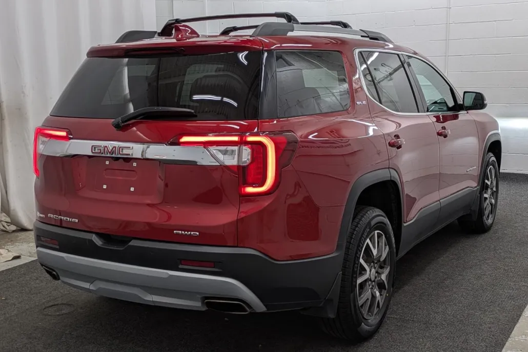 2022 Gmc Acadia SLE photo 1