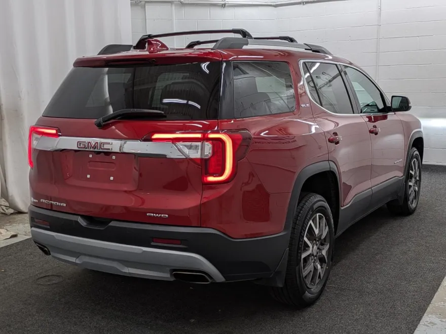2022 Gmc Acadia SLE photo 1