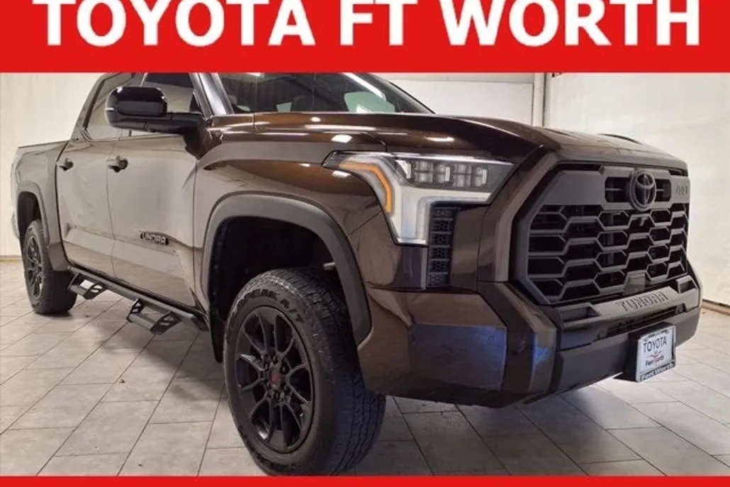 2025 Toyota Tundra Limited photo 1