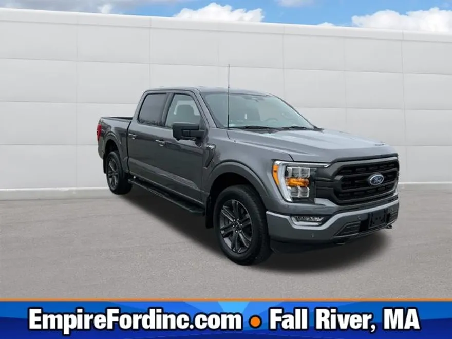 2023 Ford F-150 XLT photo 1