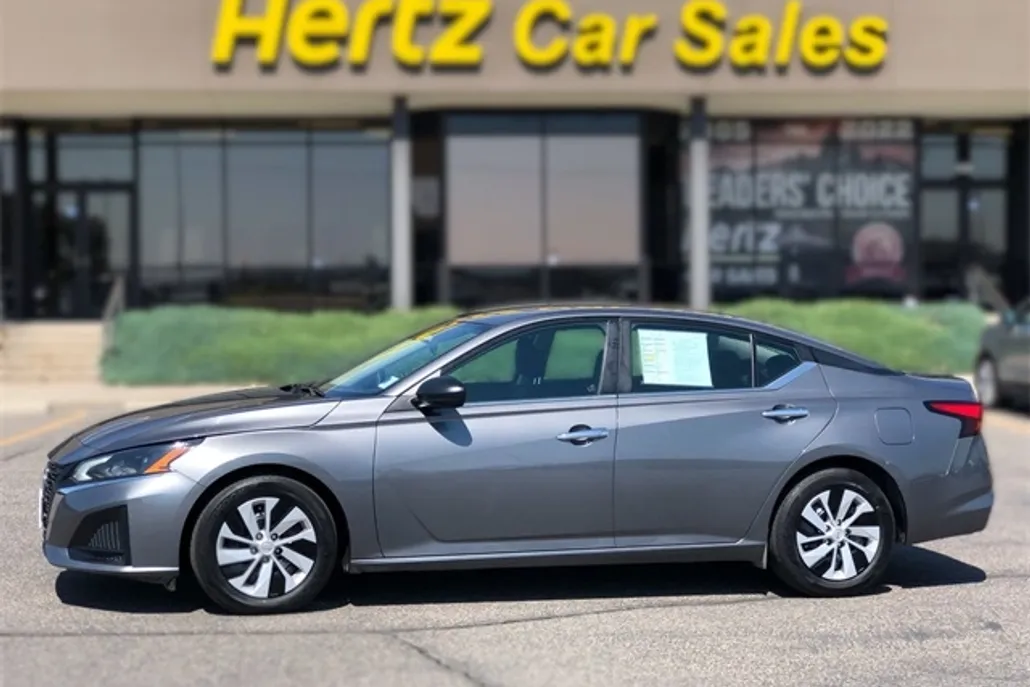 2024 Nissan Altima 2.5 S photo 1