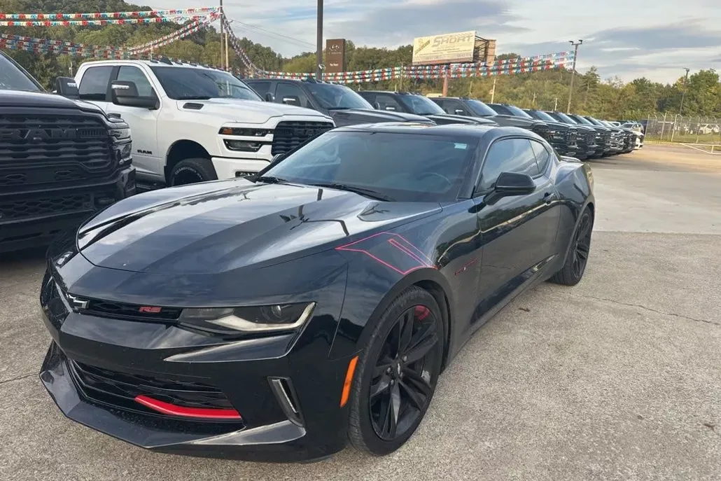 2018 Chevrolet Camaro 1LS photo 1