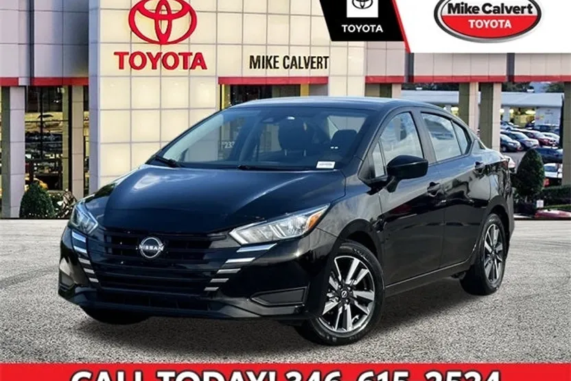 2024 Nissan Versa 1.6 S photo 1