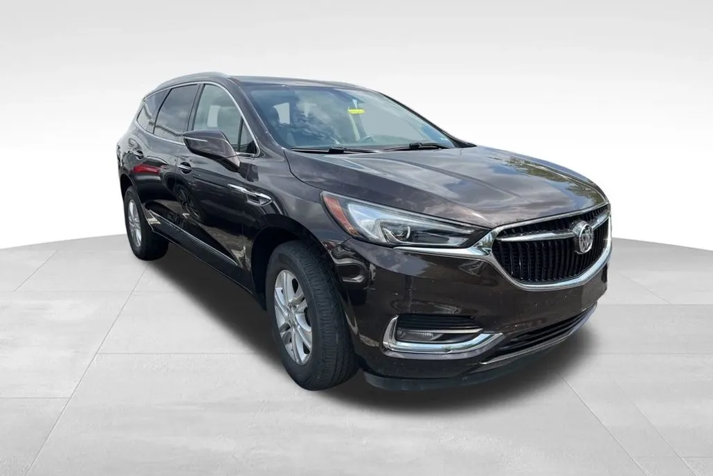 2018 Buick Enclave Essence photo 1