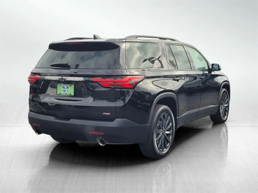 2023 Chevrolet Traverse RS photo 1