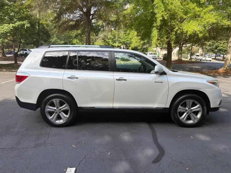 2013 Toyota Highlander Limited photo 1