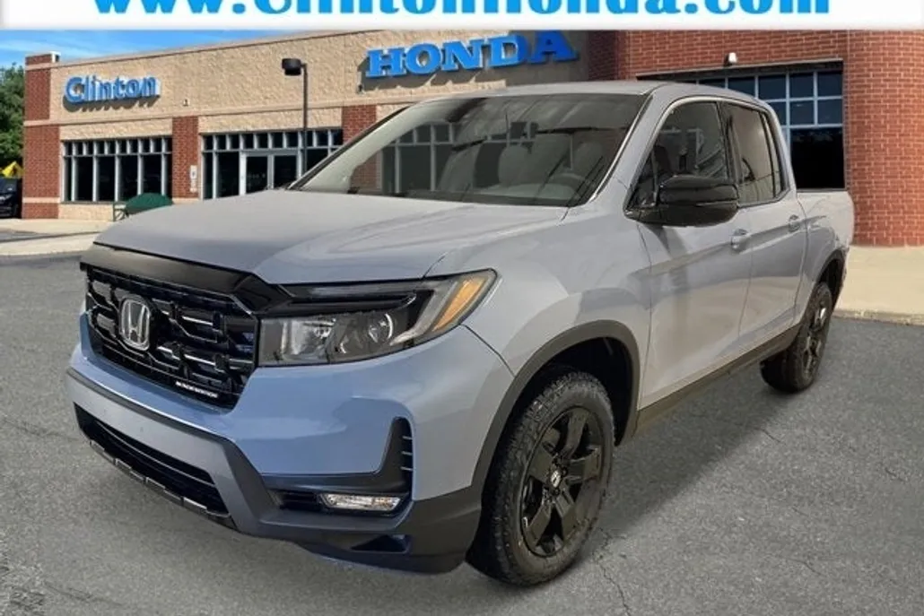2025 Honda Ridgeline Black Edition photo 1