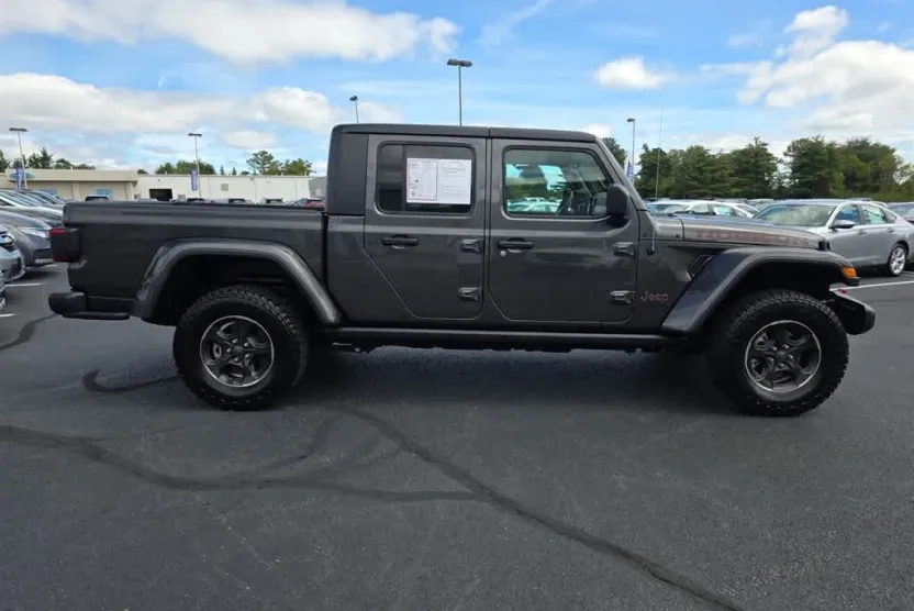 2023 Jeep Gladiator Rubicon photo 1