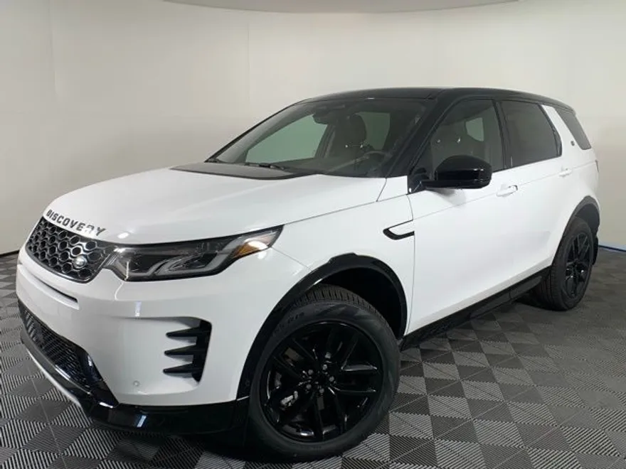 2025 Land Rover Discovery Sport SE photo 1