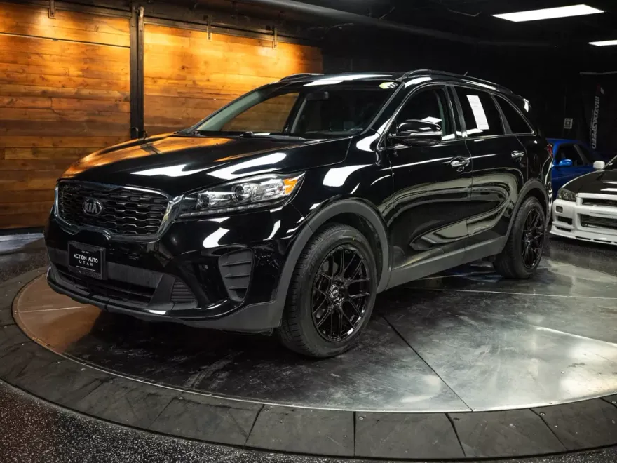 2019 Kia Sorento S photo 1